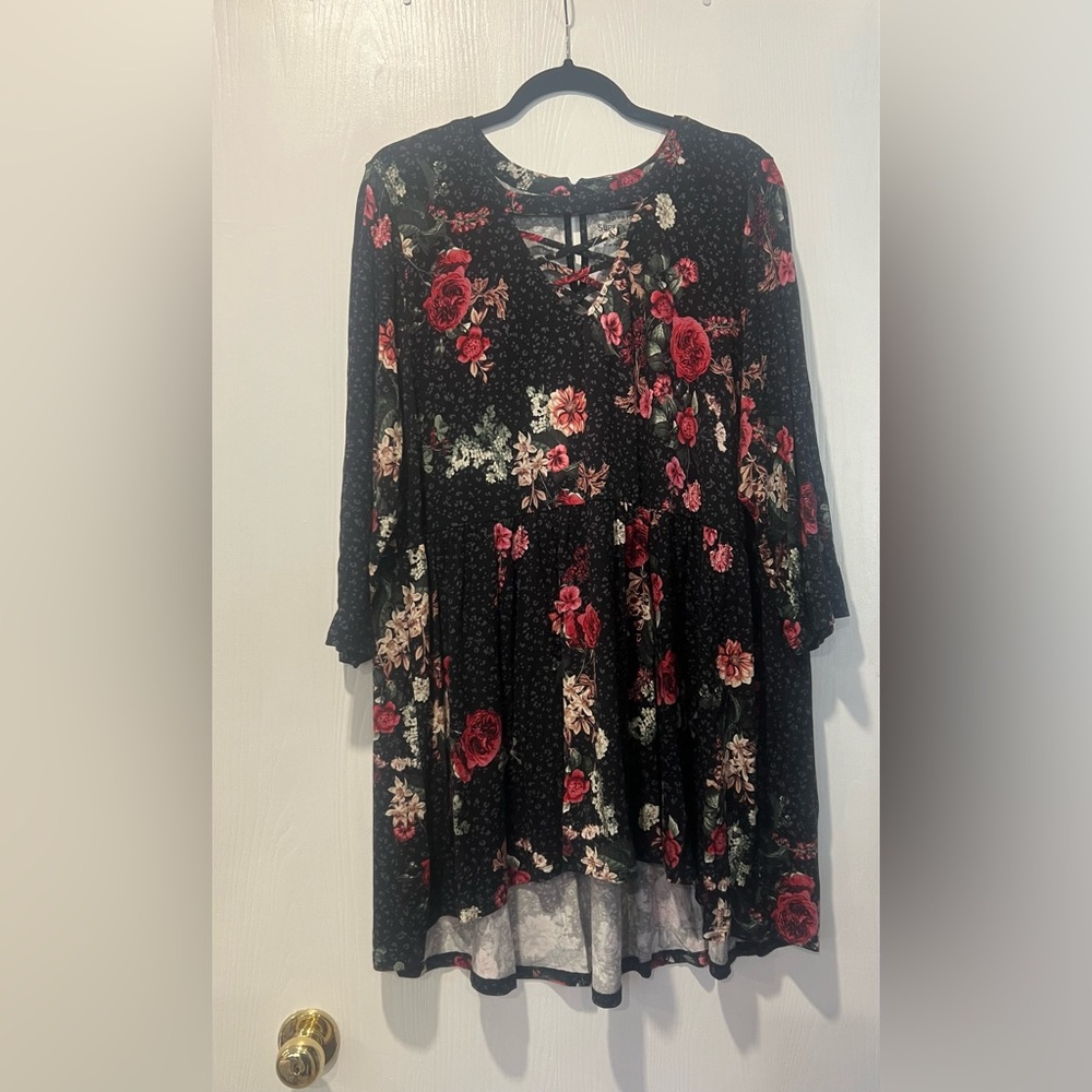 Soft knit, crisscross high/low tunic